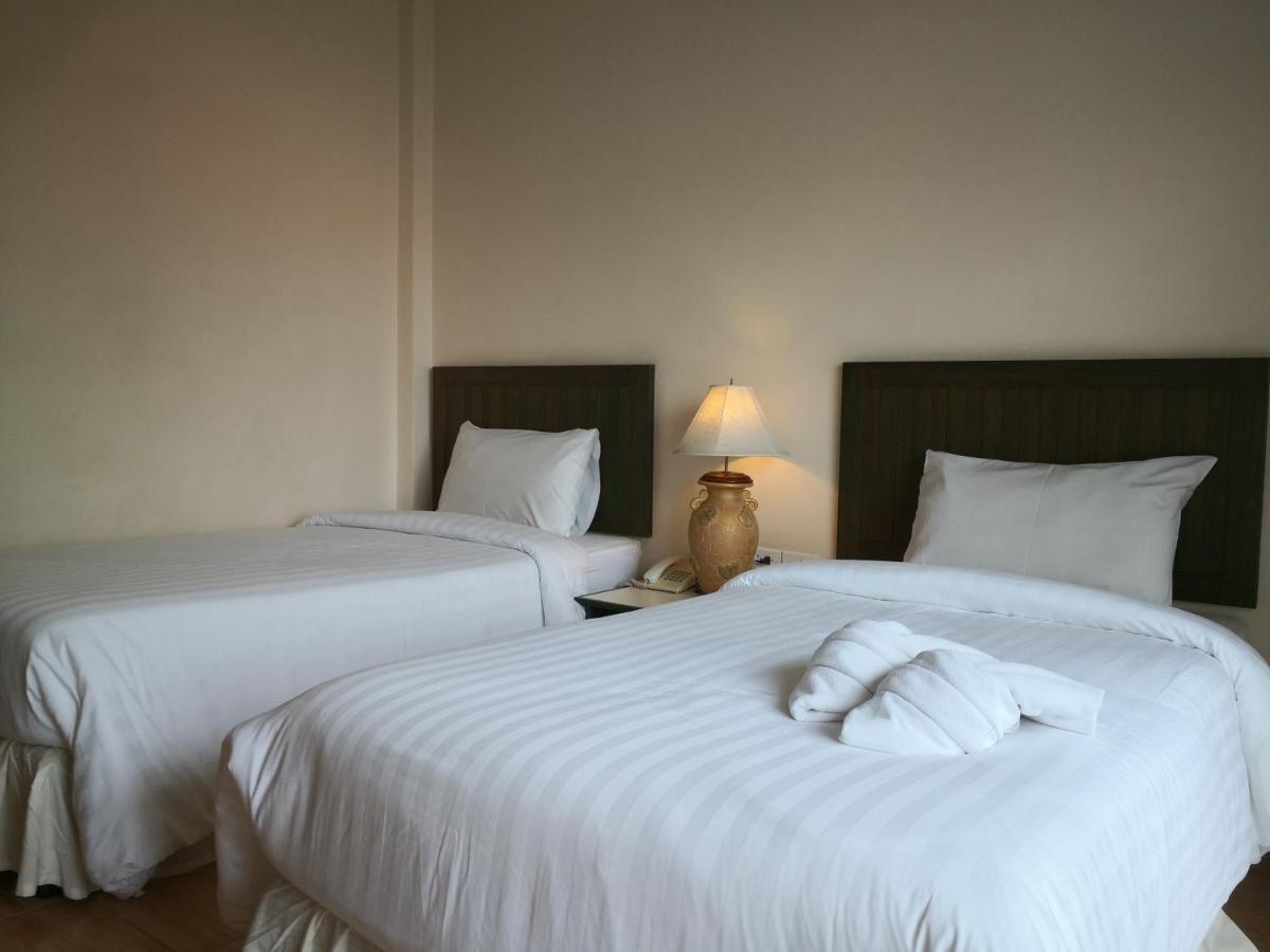 Baan Suksiri Hotel Hua Hin Ngoại thất bức ảnh