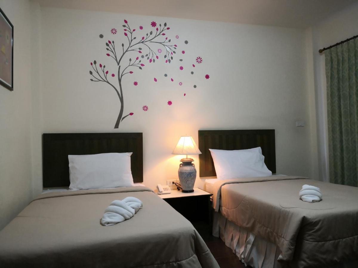 Baan Suksiri Hotel Hua Hin Ngoại thất bức ảnh