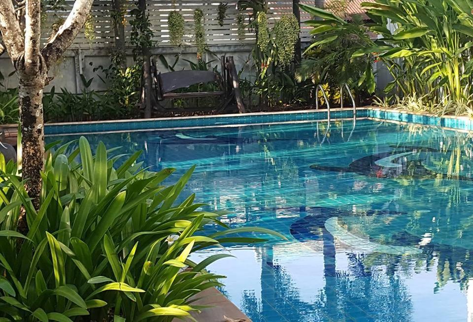 Baan Suksiri Hotel Hua Hin Ngoại thất bức ảnh
