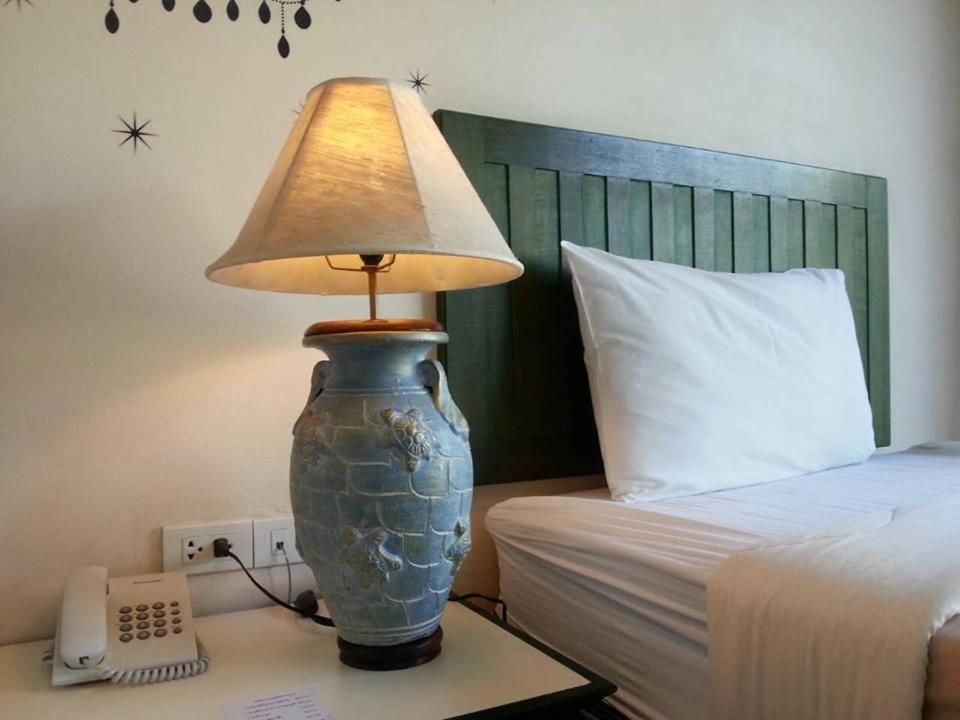 Baan Suksiri Hotel Hua Hin Ngoại thất bức ảnh
